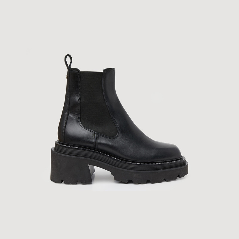 Chelsea ankle boots 1