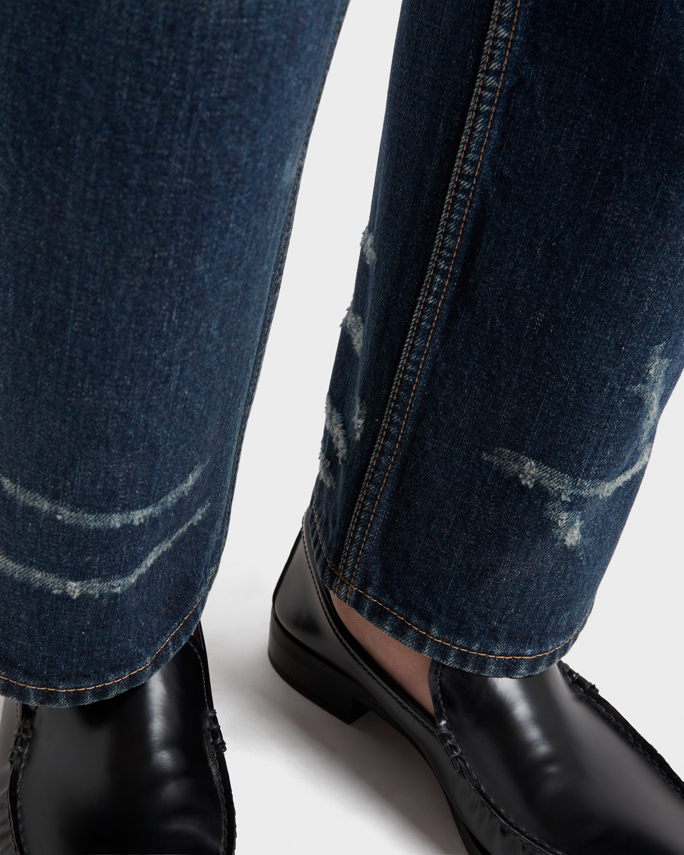 Five-pocket washed denim jeans - 6