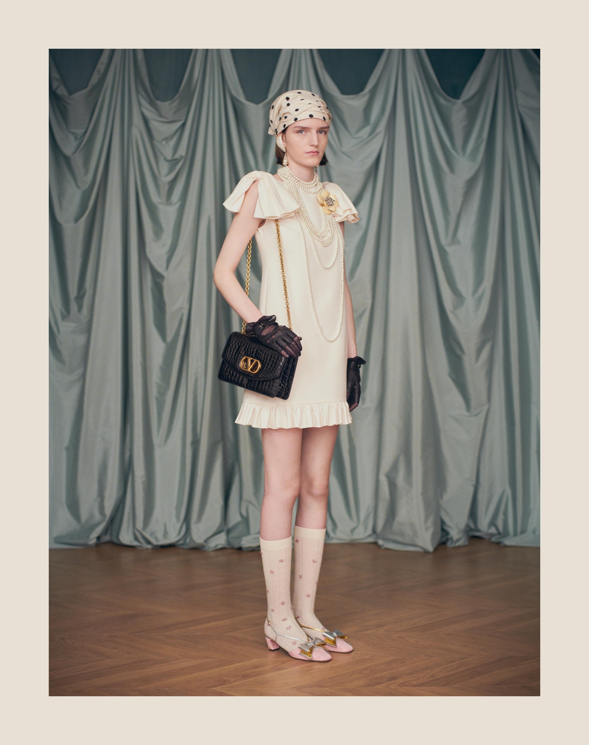パンプス VALENTINO BOWOW SLINGBACK PUMPS IN MOIRE FABRIC 45MM Bowow Slingback Pumps In Moirè Fabric 45mm for Woman in