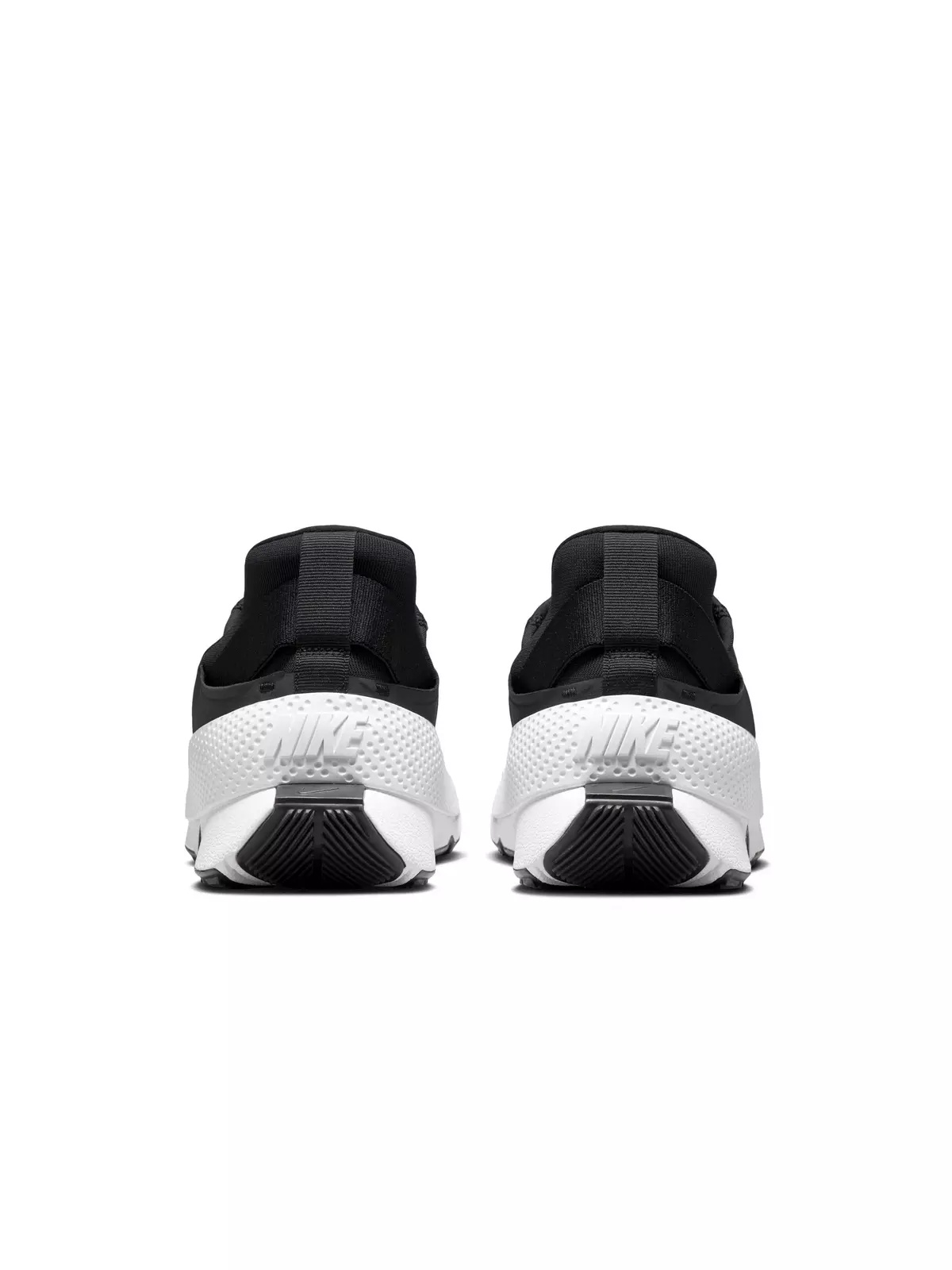 Go FlyEase "Black/White" Women's Shoe - 5