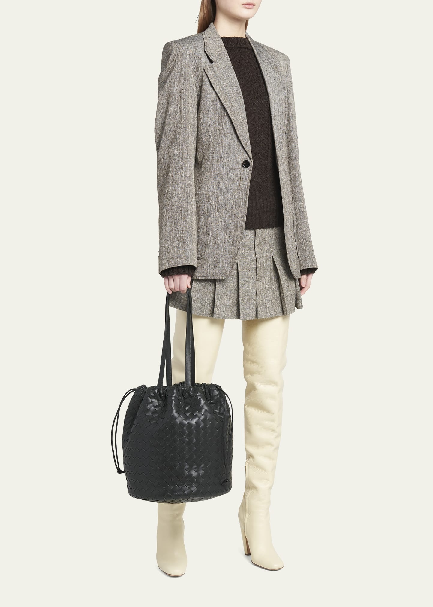 Medium Intrecciato Leather Bucket Bag - 5