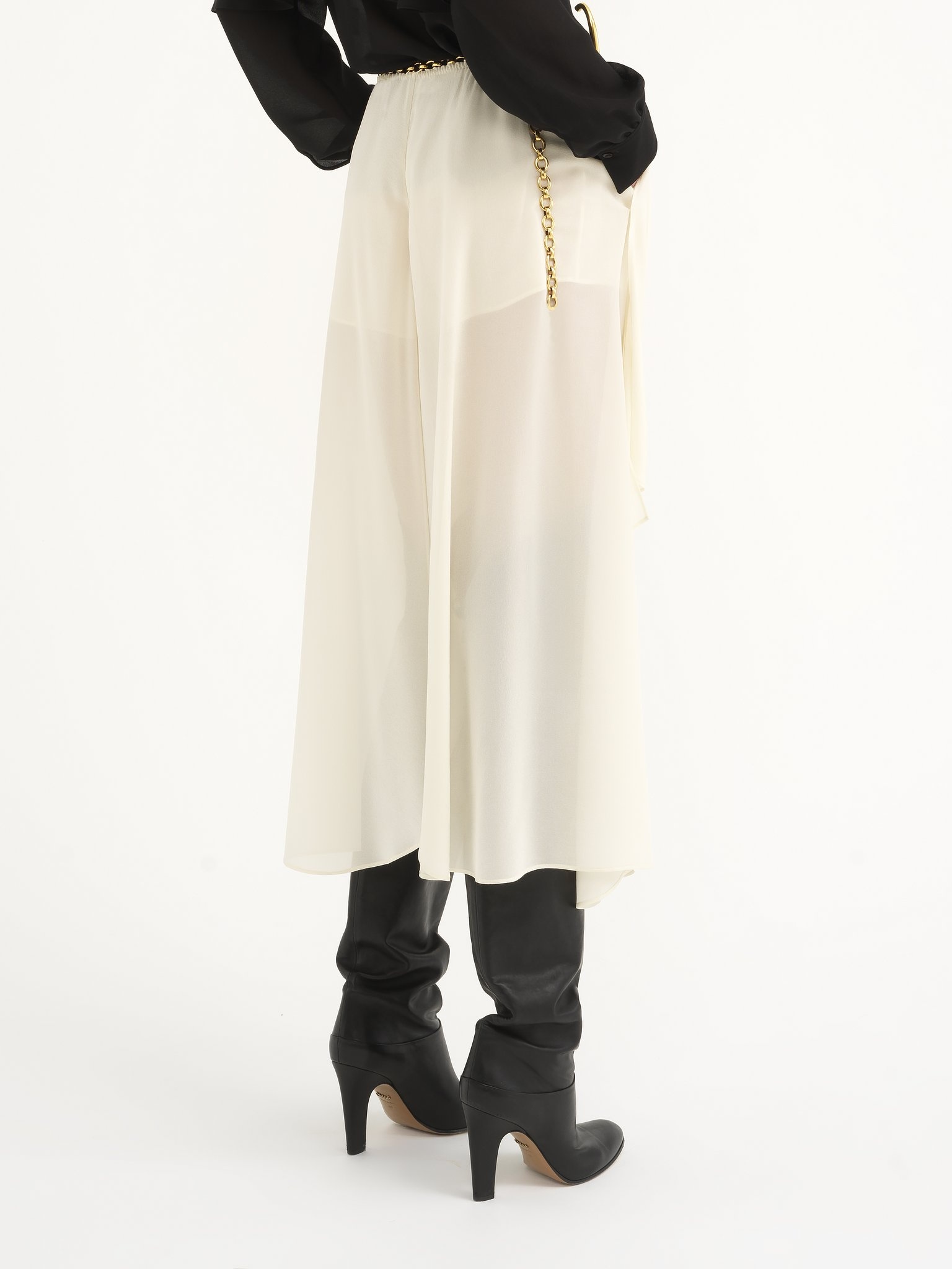 FLUID VOLANT SHORTS IN SILK GEORGETTE - 5