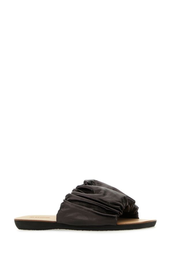 サンダル・ミュール Jil Sander Dark brown leather slippers (J15WP0077P4864 001) Jil Sander Dark Brown Leather Slippers | italist