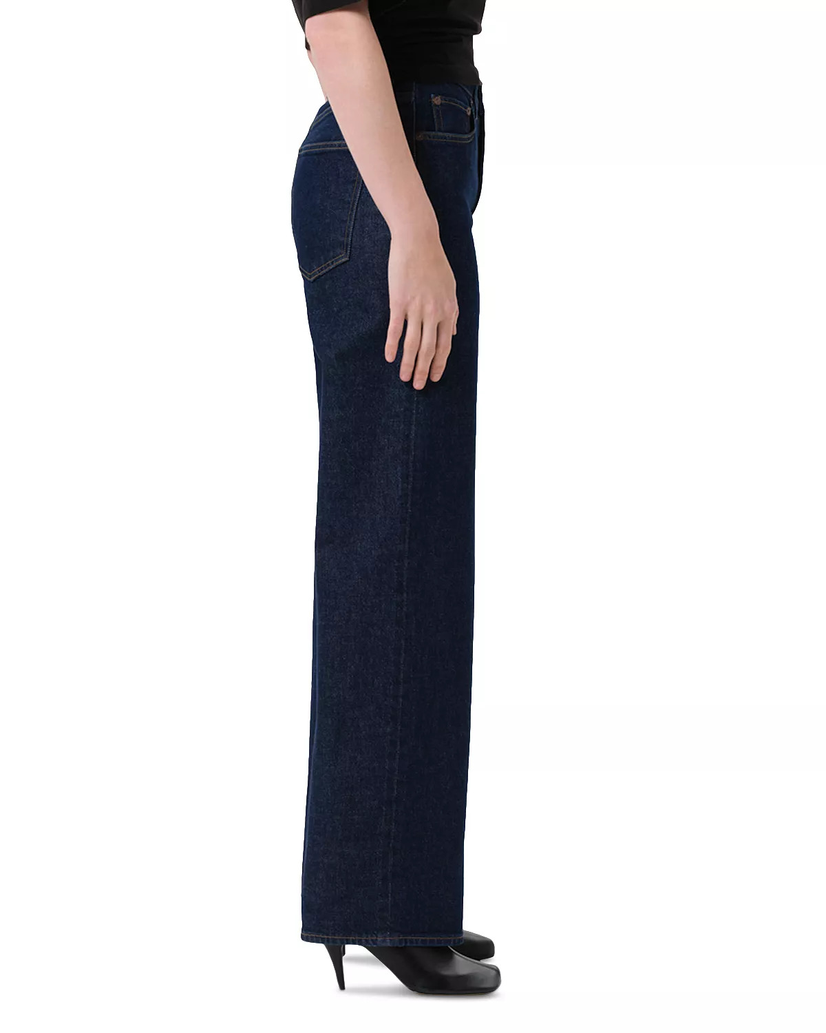 Harper Mid Rise Relaxed Straight Jeans in Reissue - 4