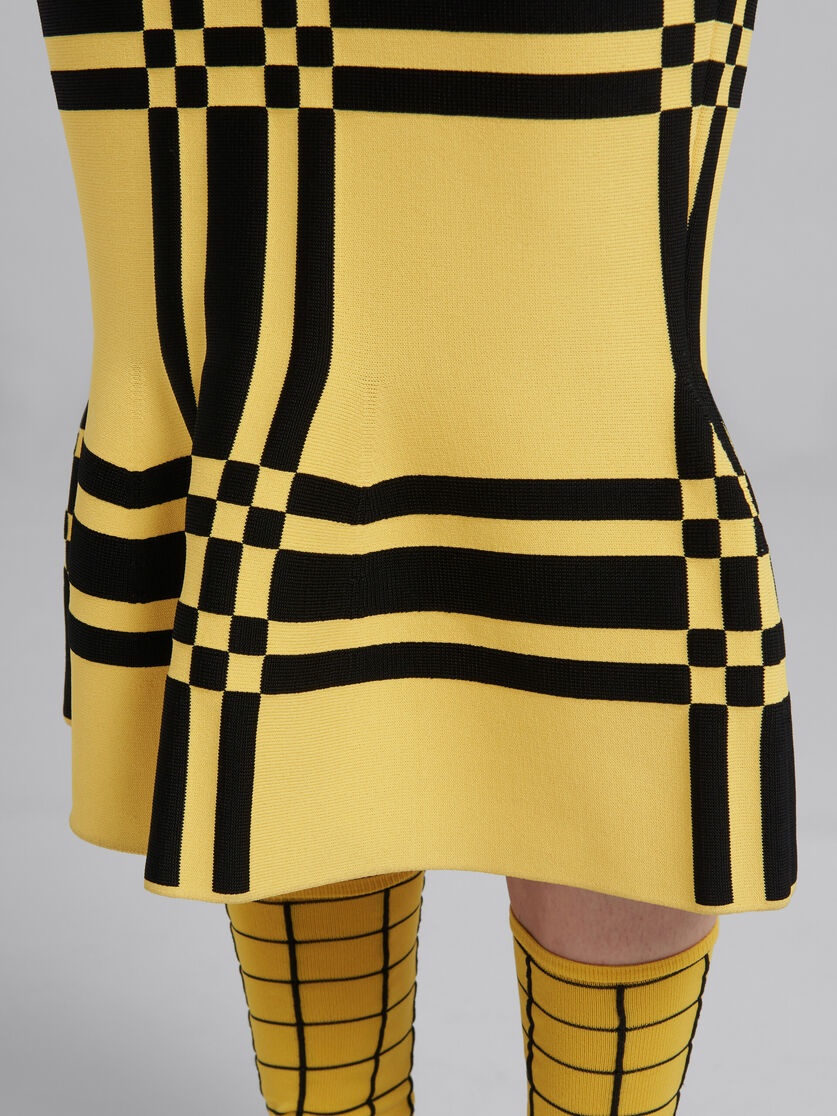 YELLOW VISCOSE SHEATH DRESS WITH MAXI CHECK - 5