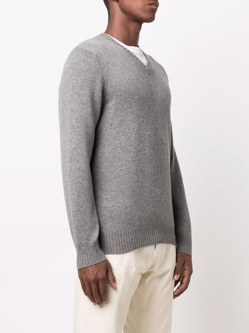 V-neck cashmere jumper - 3