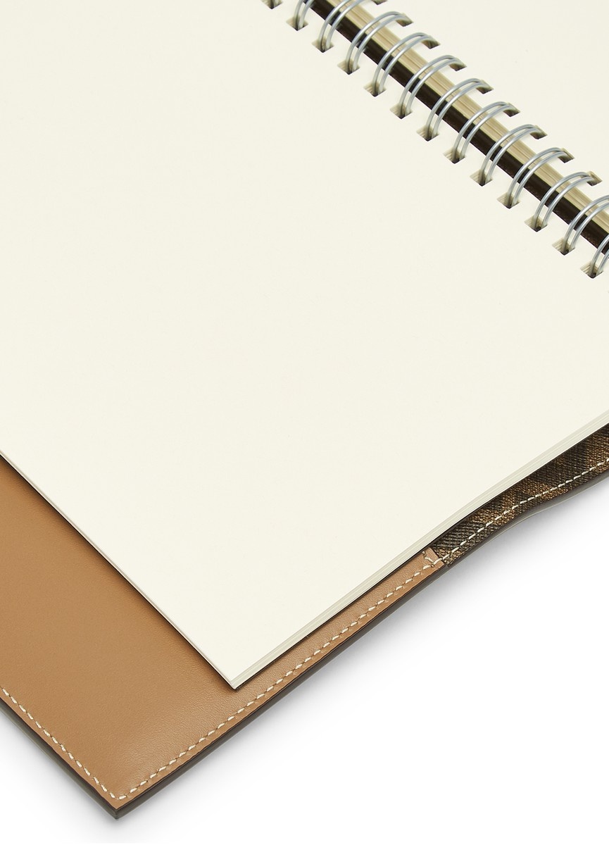 FF Notebook - 4