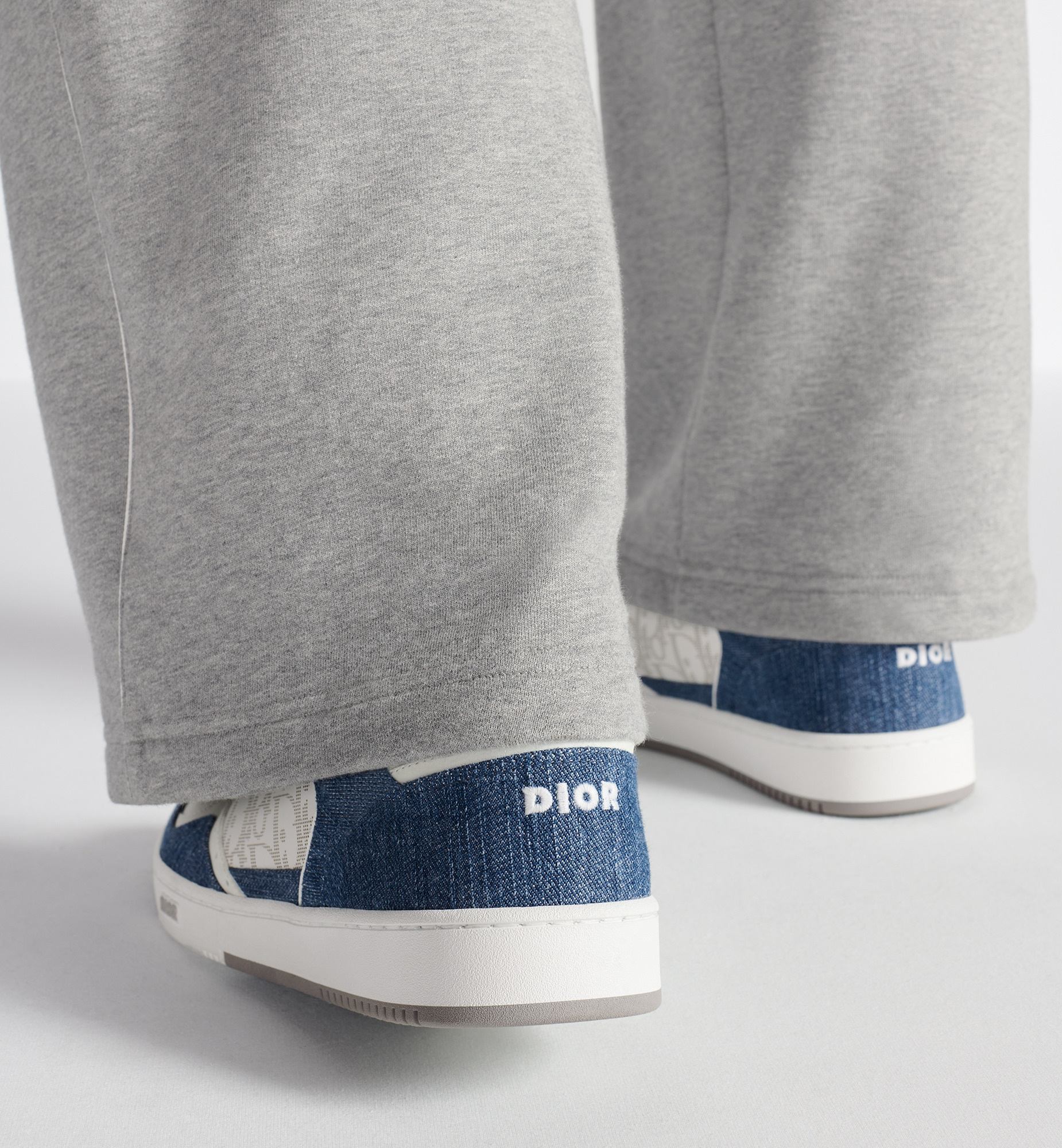 B27 Low-Top Sneaker - 3
