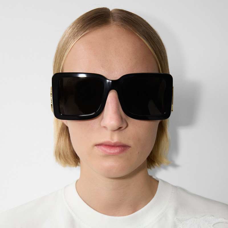 Burberry TB Square Sunglasses outlook