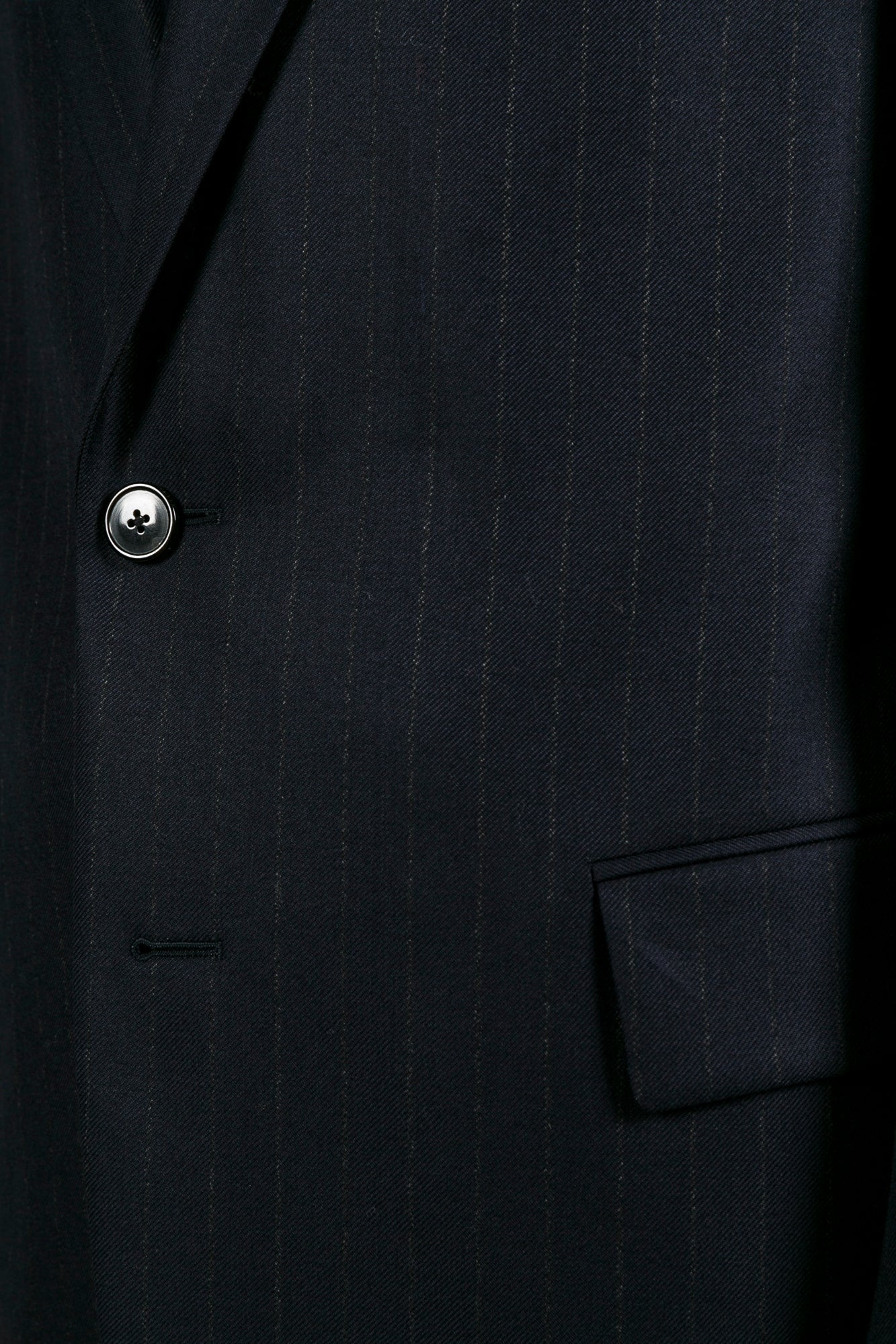 PINSTRIPE SUIT - 6