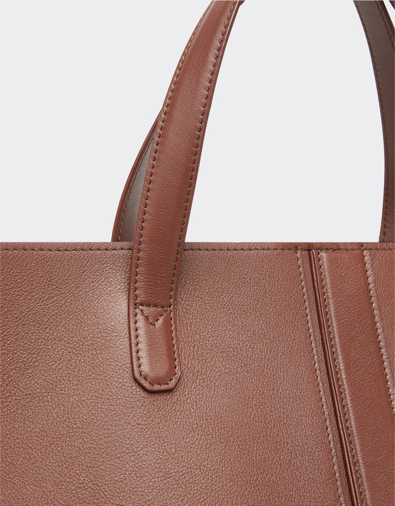 Tote bag in smooth nappa leather 5