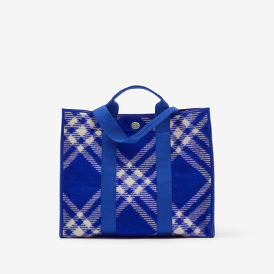Burberry Shopper Tote outlook