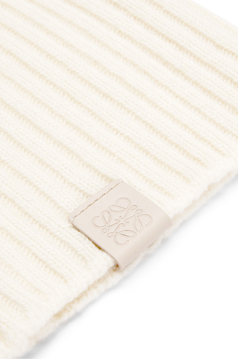 Heart balaclava in. wool 4