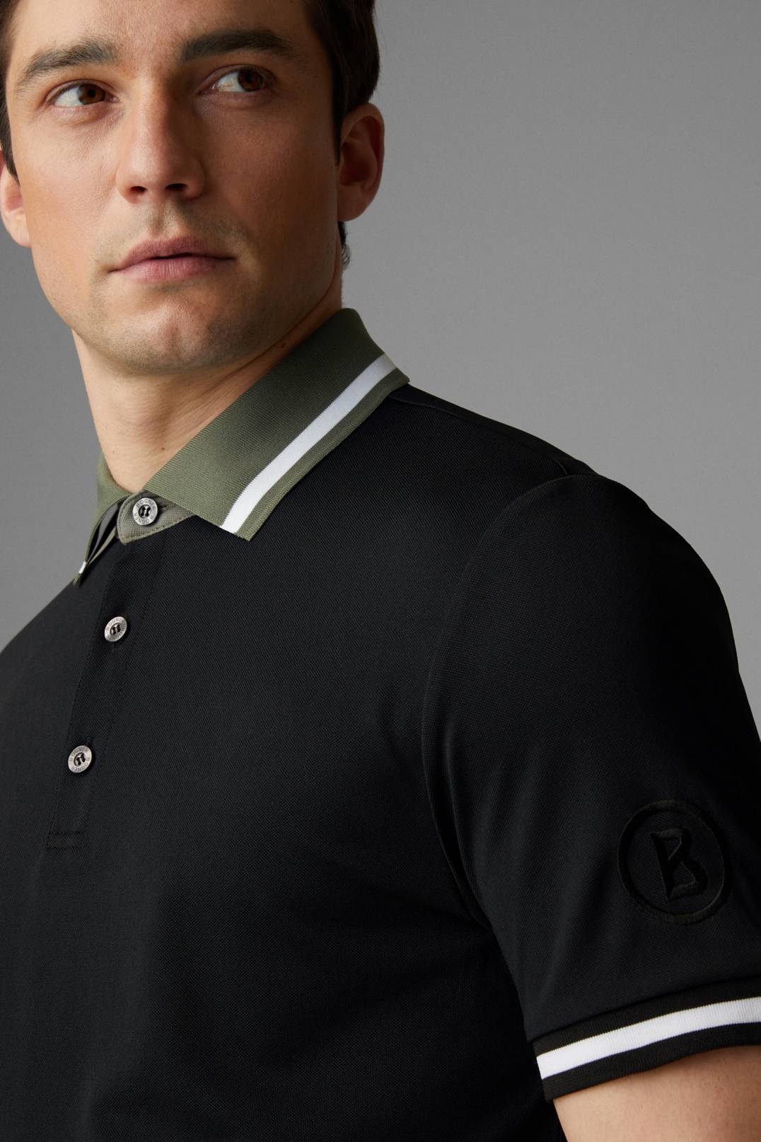 EMILO FUNCTIONAL POLO SHIRT IN BLACK - 4