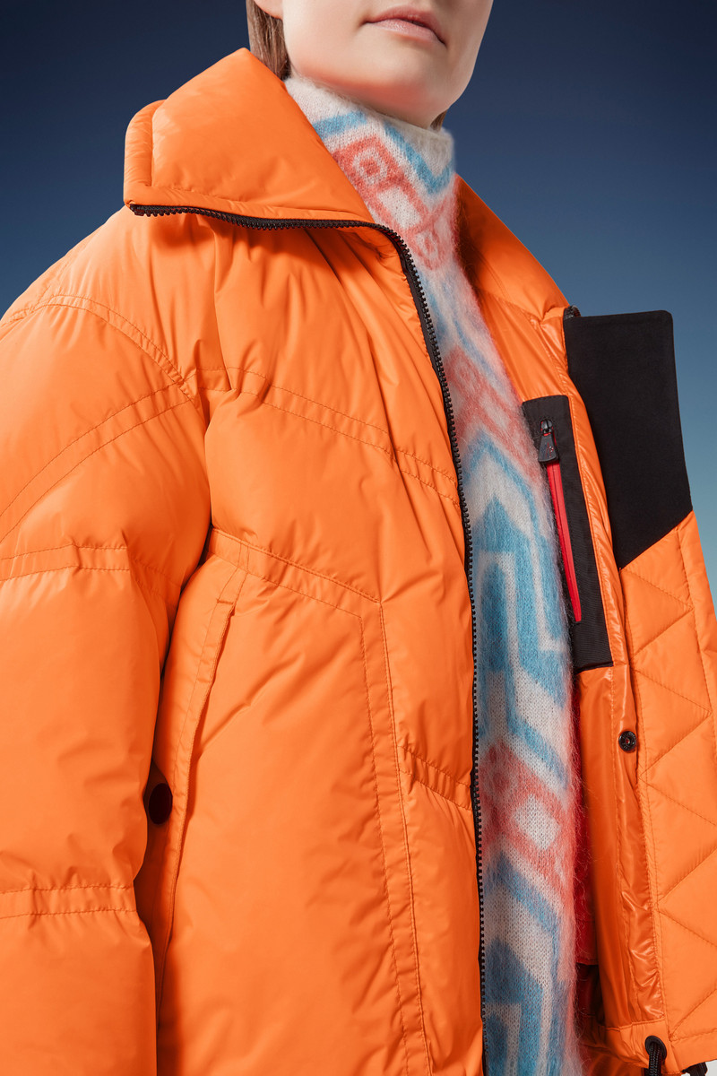 Cluses Short Down Jacket 8