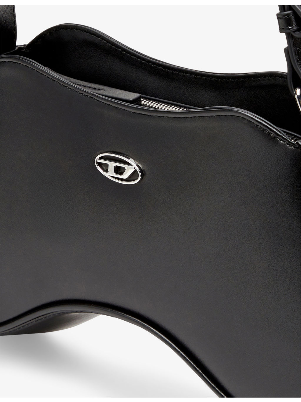 Play Leather Shoulder Bag - 2