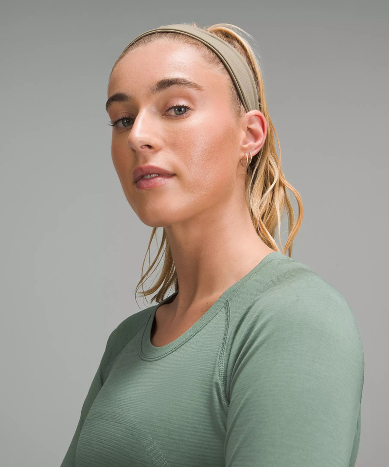 lululemon Women's Luxtreme Training Headband outlook