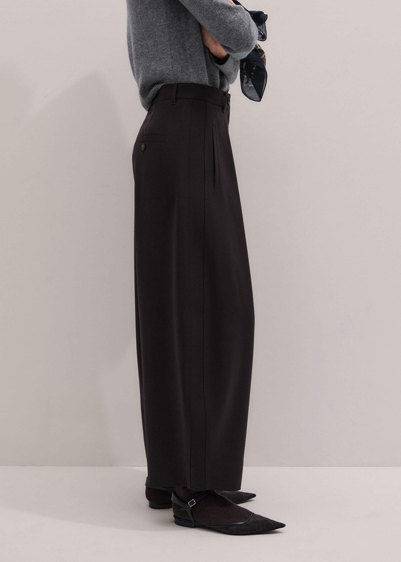 Barrel-Leg Pant 5