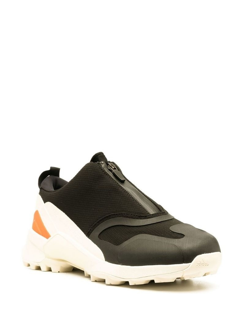 Y-3 Terrex Swift R-3 GTX sneakers outlook