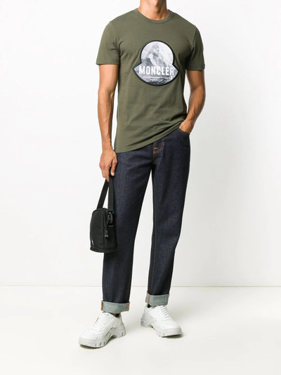 Moncler logo patch T-shirt outlook