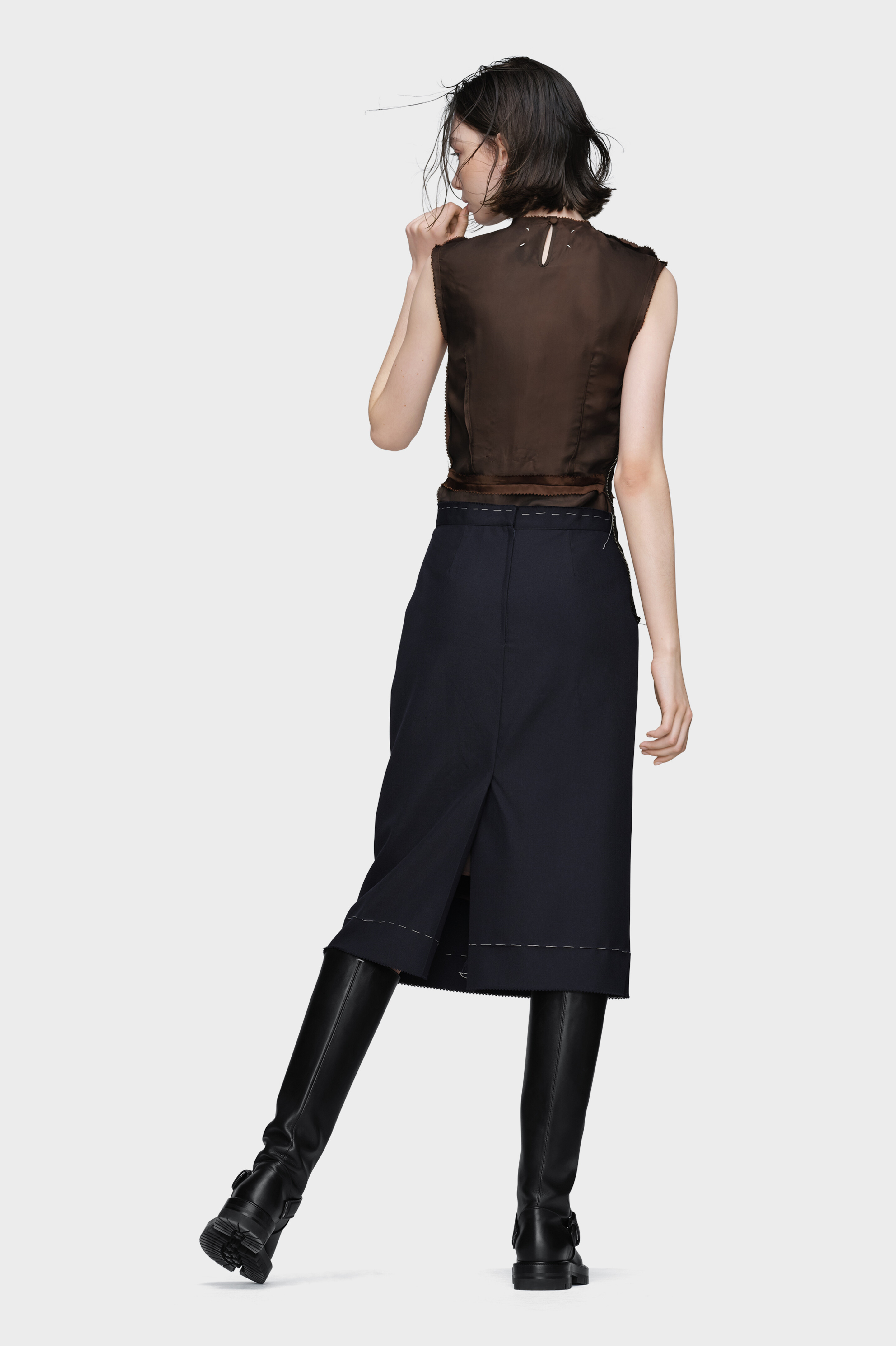 Sleeveless dress - 4