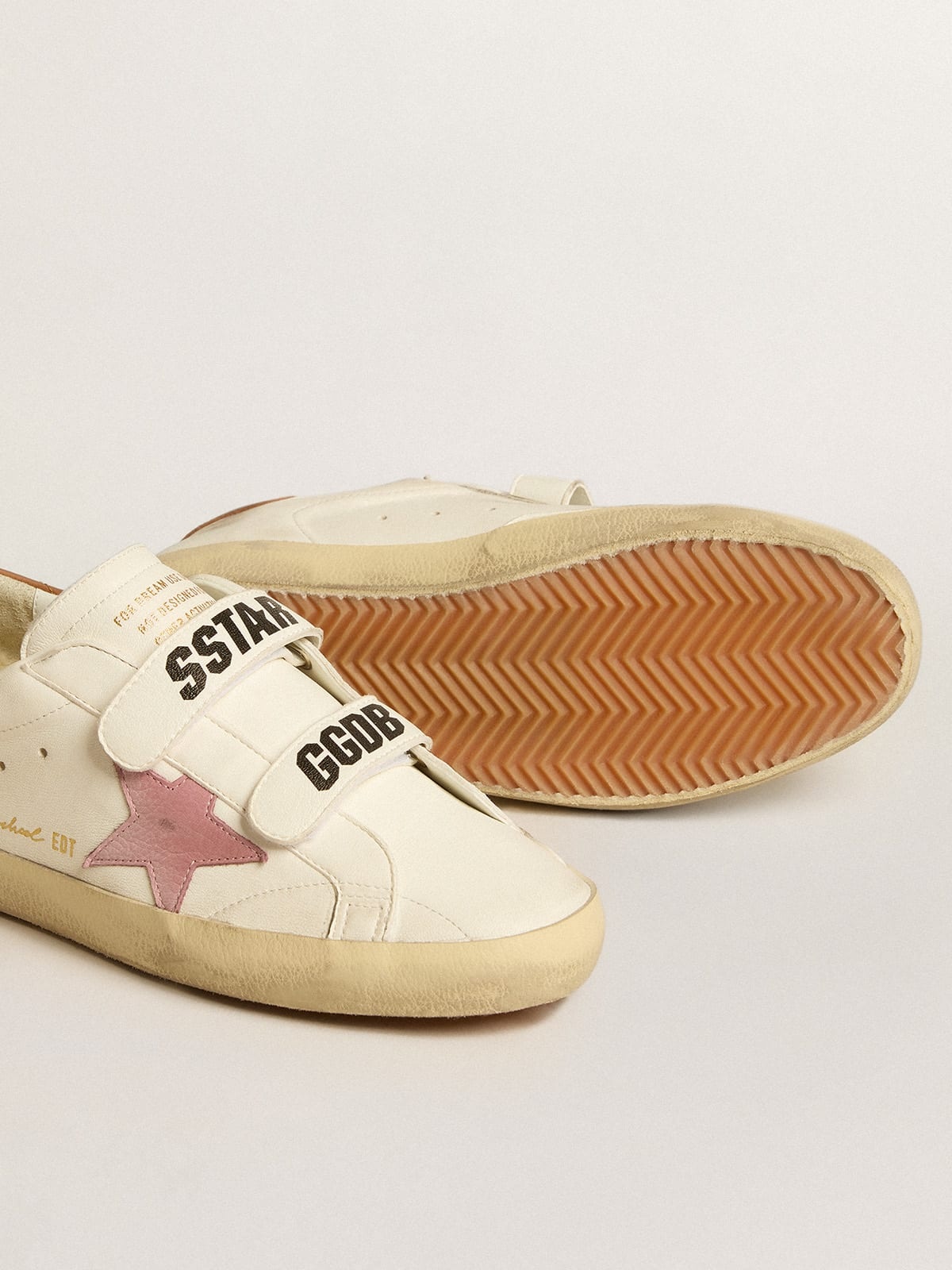 Old School in nappa leather with pink leather star and beige shearling lining - 3