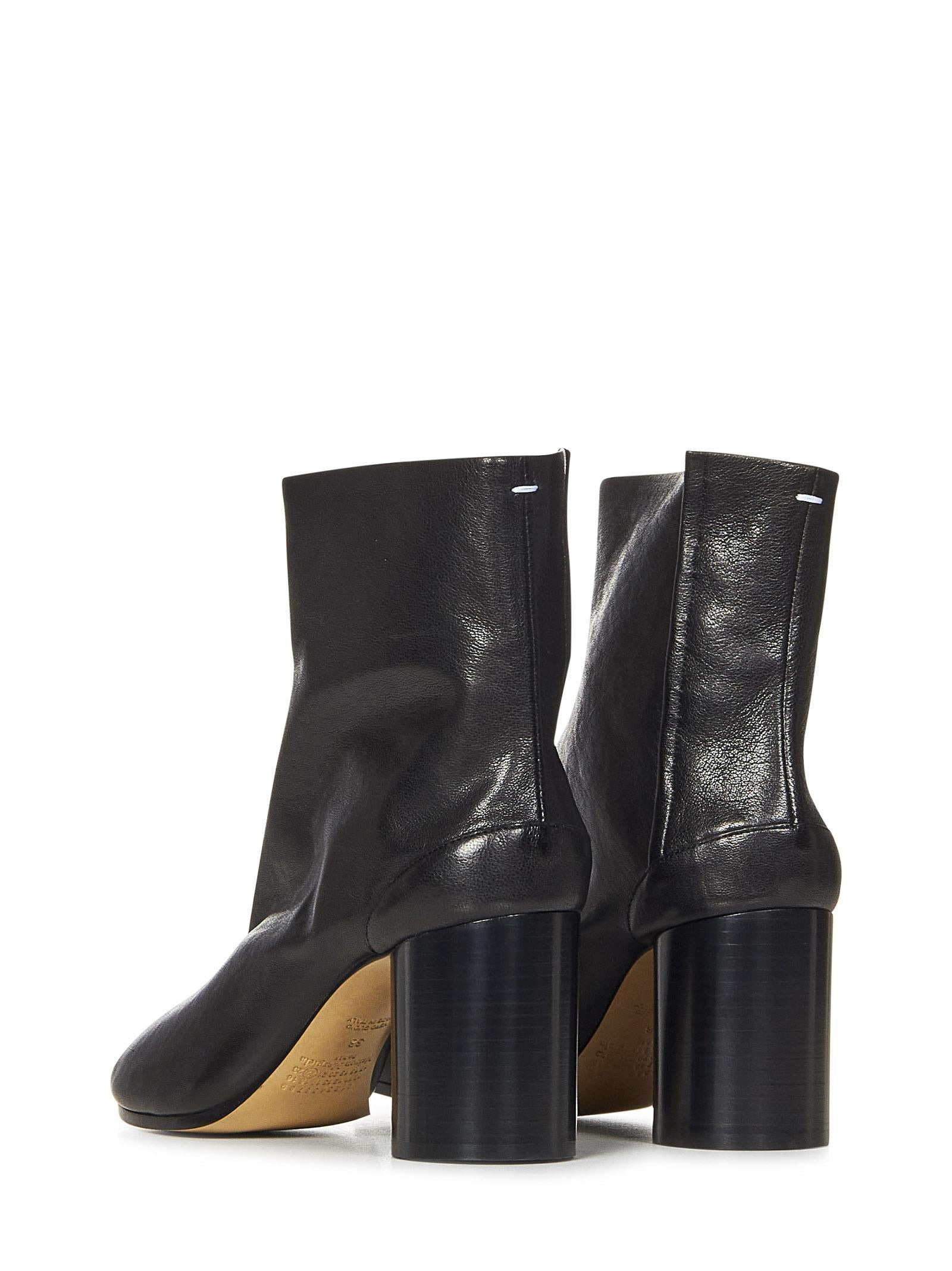 Black vintage leather ankle boots with Tabi split-toe and cylindrical heel. - 3