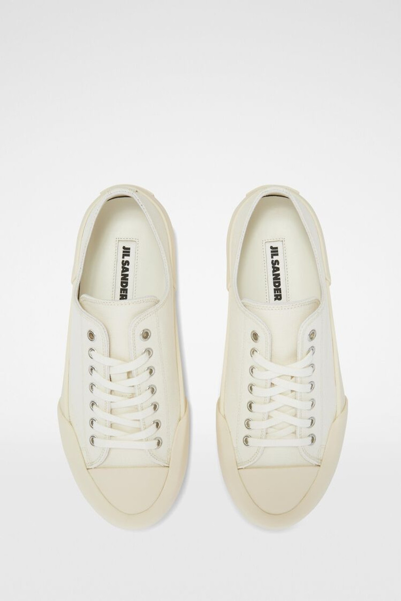 Sneakers 5
