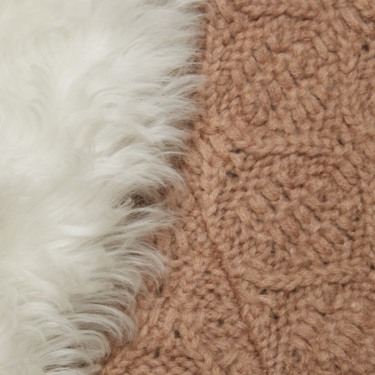 Wool knit coat with shearling collar - 6