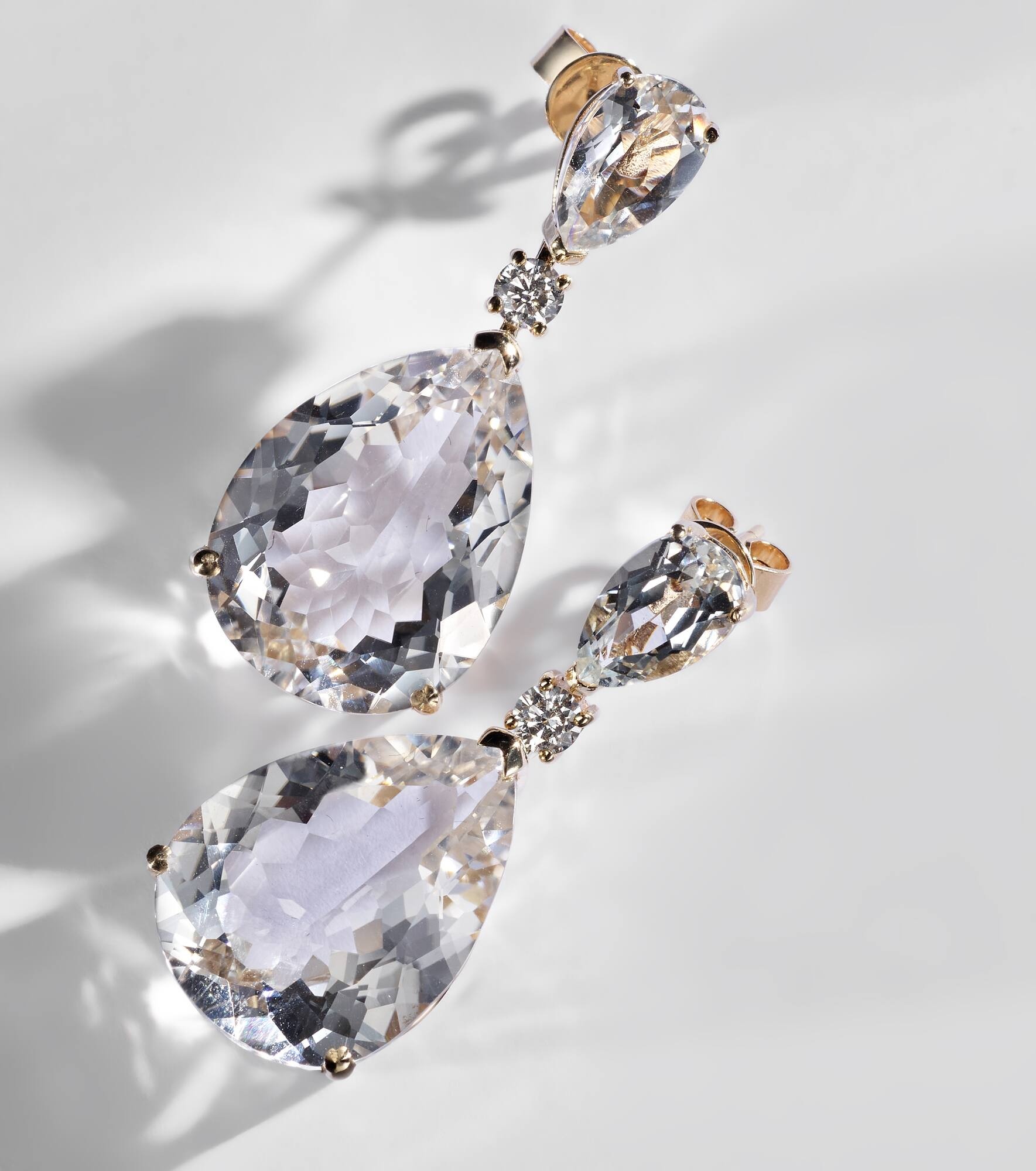 Sophia 14kt gold earrings with topaz and diamonds - 5