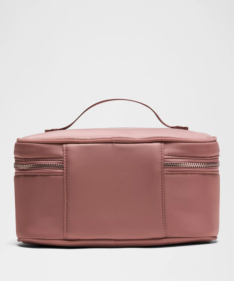 lululemon Travel Toiletry Bag 3.5L outlook