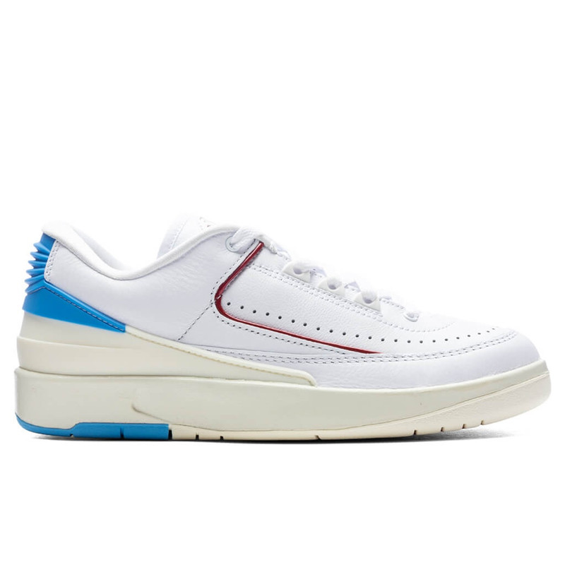 AIR JORDAN 2 RETRO LOW WOMEN'S - WHITE/GYM RED/DARK POWDER BLUE - 1
