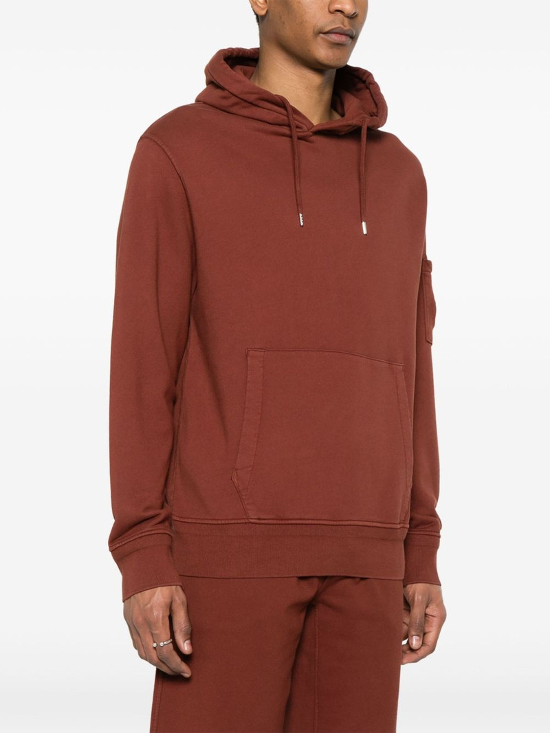 Lens-detail hoodie 3
