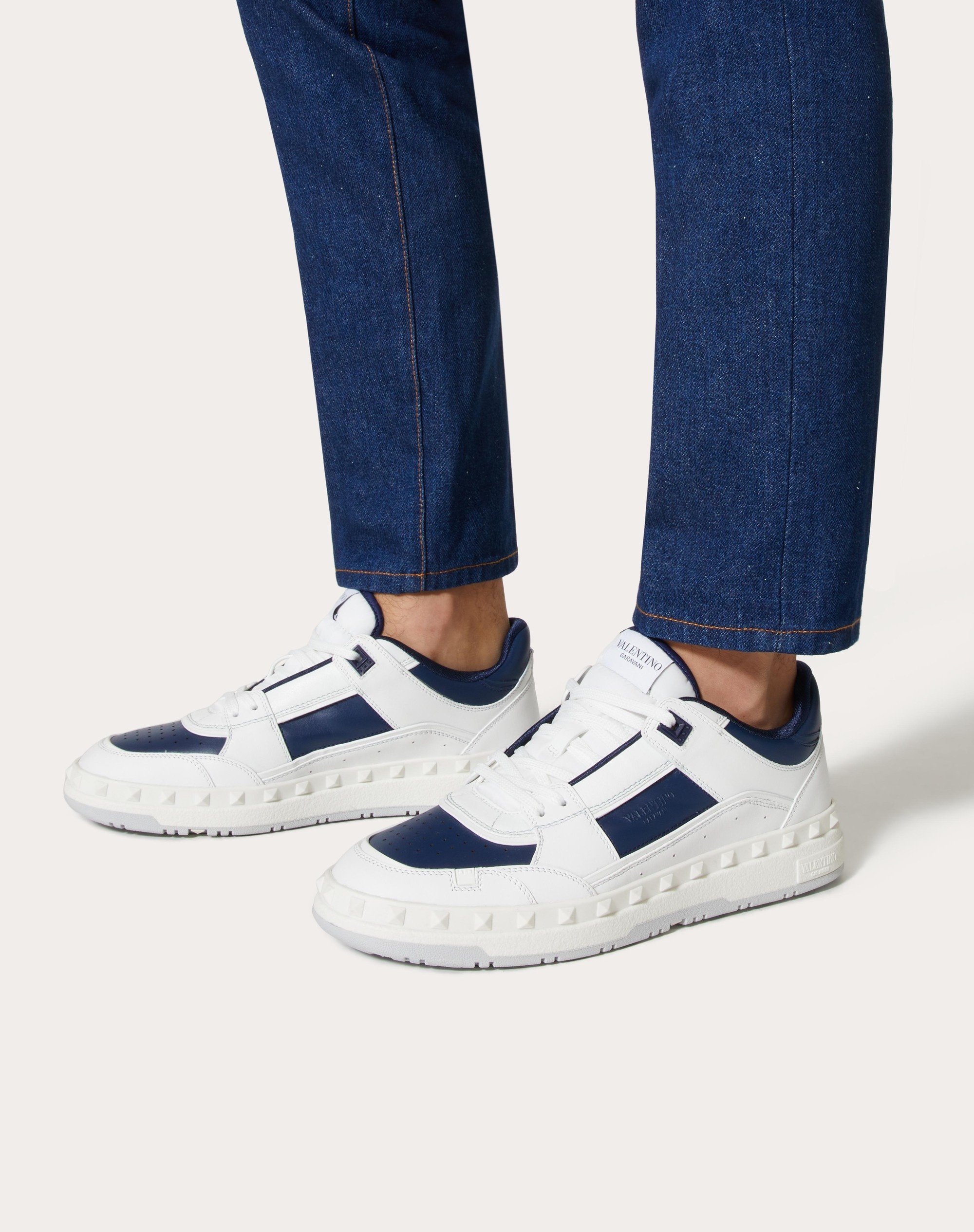 FREEDOTS LOW-TOP SNEAKER IN CALFSKIN - 6