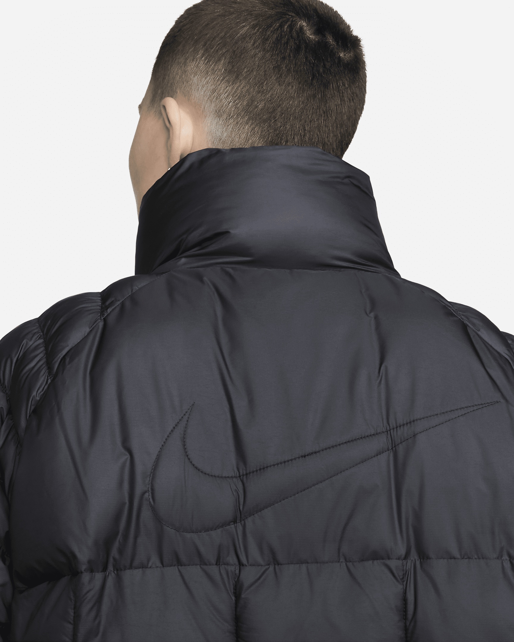 Nike Sportswear Swoosh Puffer PrimaLoft® Women's Therma-FIT Oversized Parka - 8