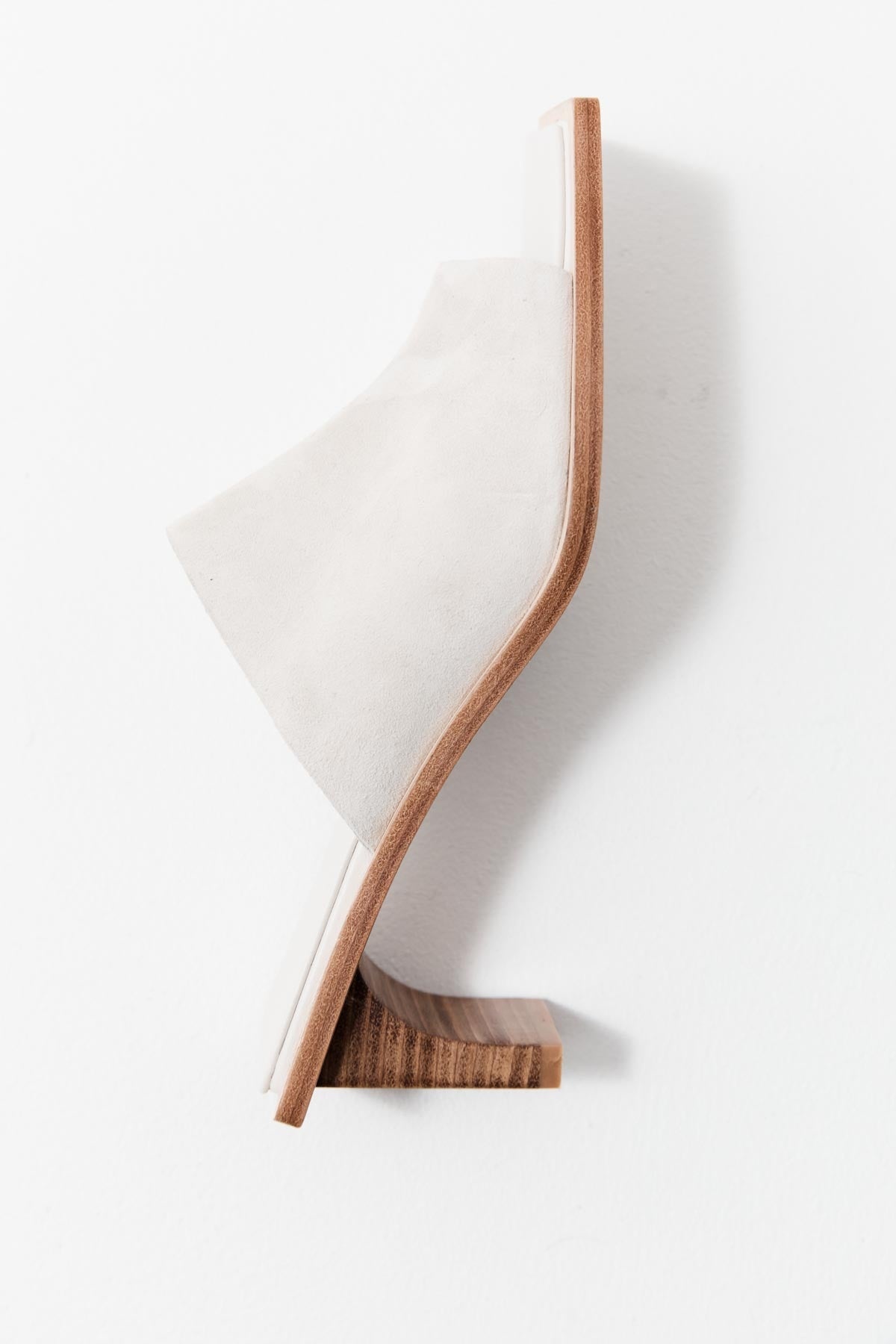 Raw Edge Heel - White - 3