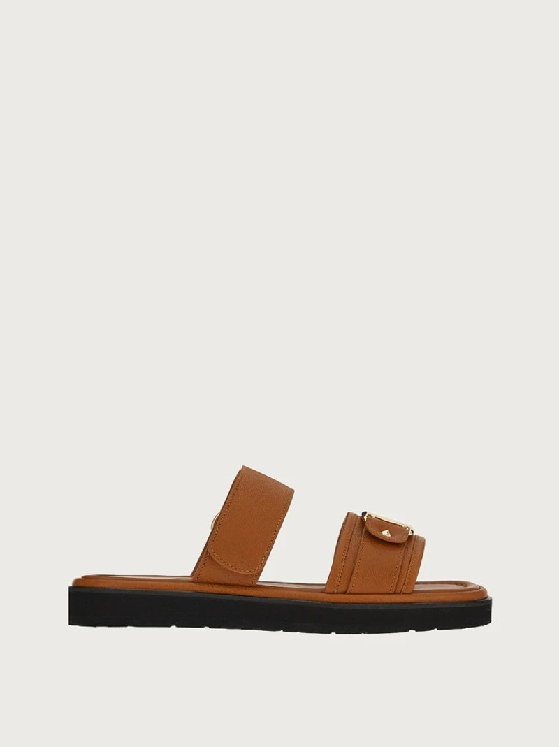 SANDAL 1