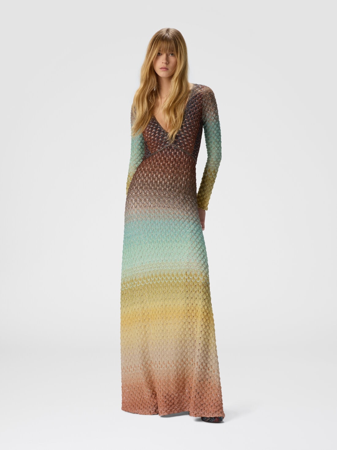 Flared dégradé long dress with V-neck - 2