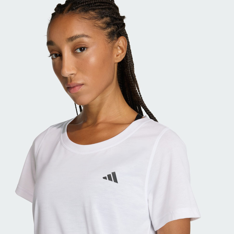 Workout Essentials Scoop Neck T-Shirt 6