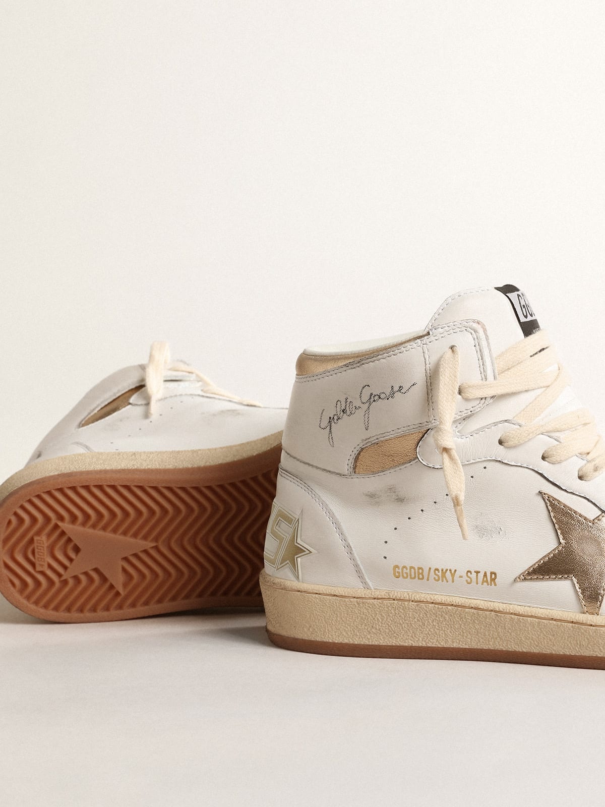 Sky-Star in white nappa leather with gold metallic leather star and heel tab - 4