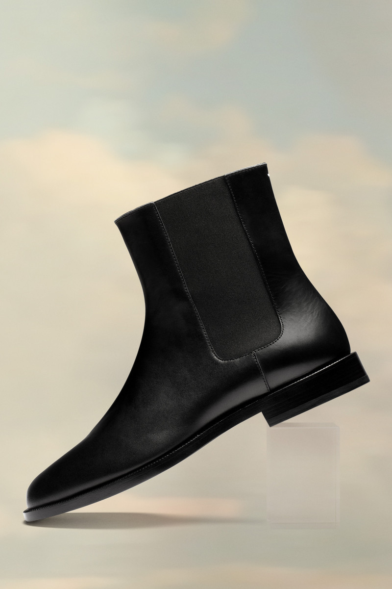Maison Margiela Tabi boots outlook