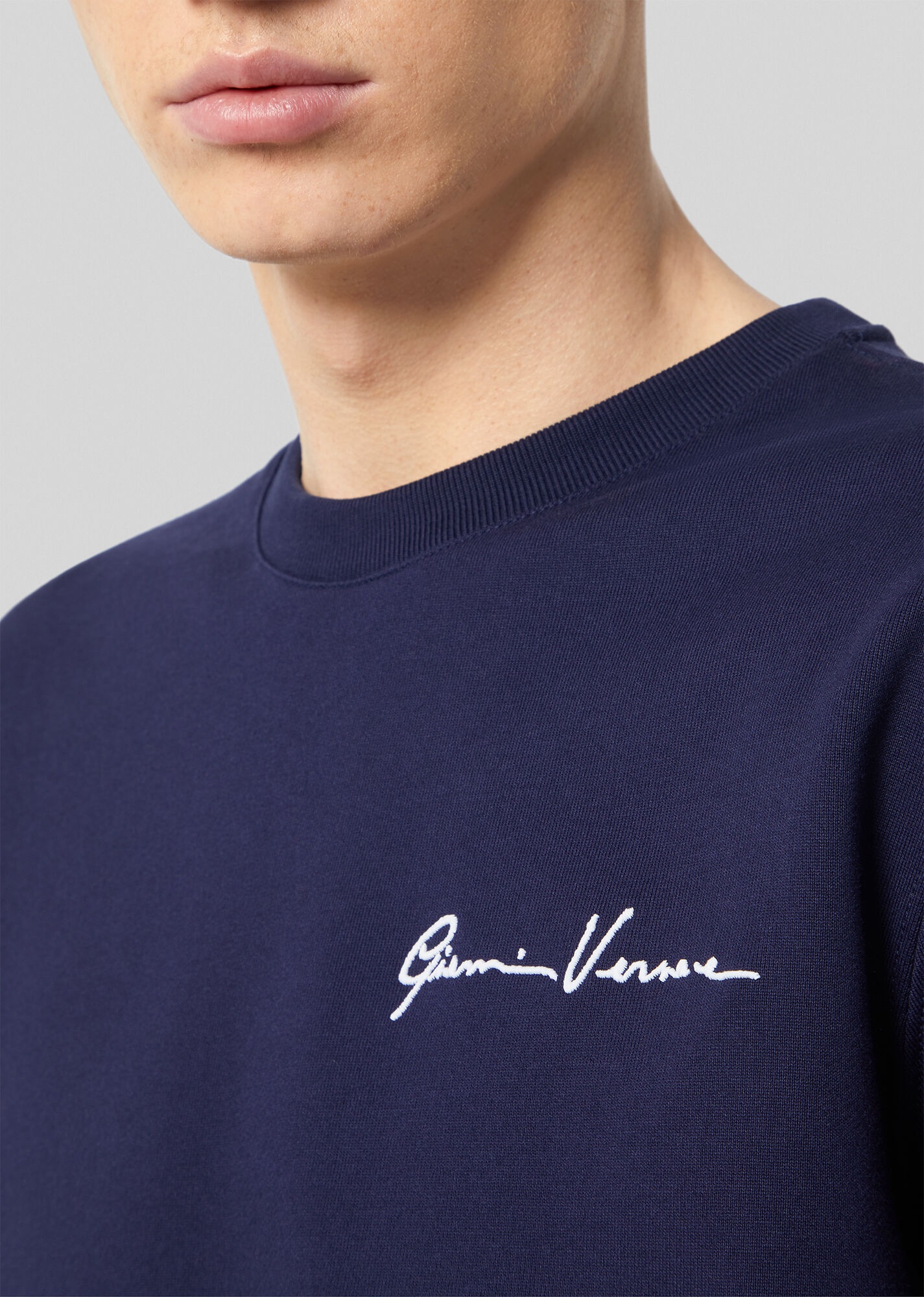 Embroidered GV Signature Sweatshirt - 5