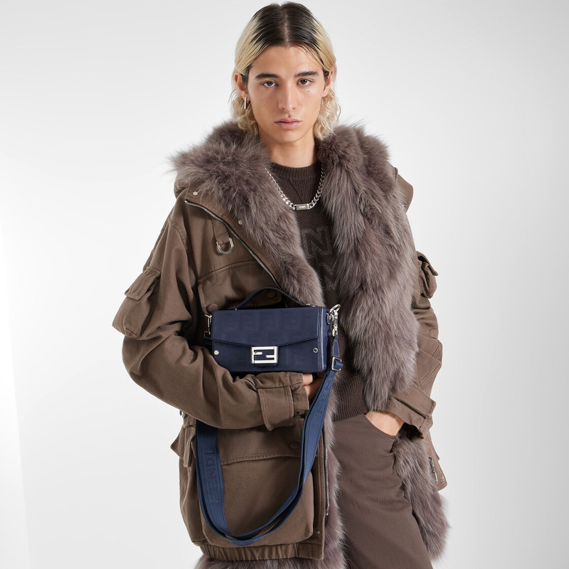 FENDI Dark blue leather bag outlook