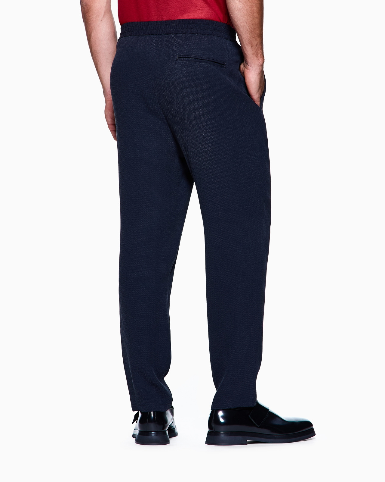 CUPRO AND VISCOSE FLAT-FRONT TROUSERS WITH A MICRO CHEVRON MOTIF - 3