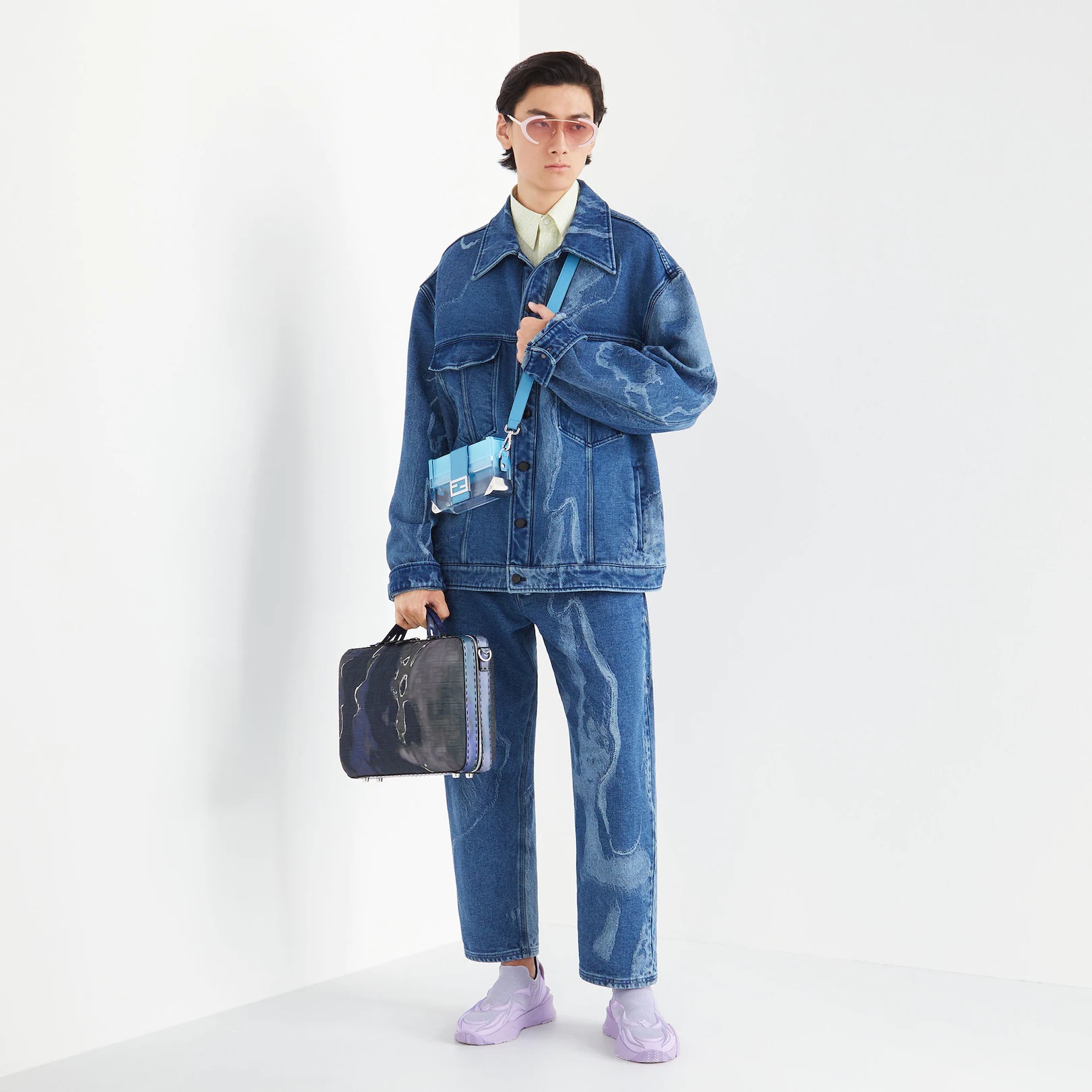 Blue denim jacket - 4