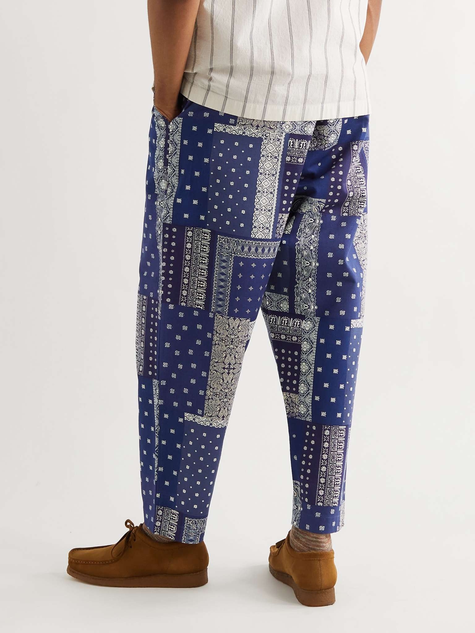 Tapered Pleated Bandana-Print Cotton Trousers - 4