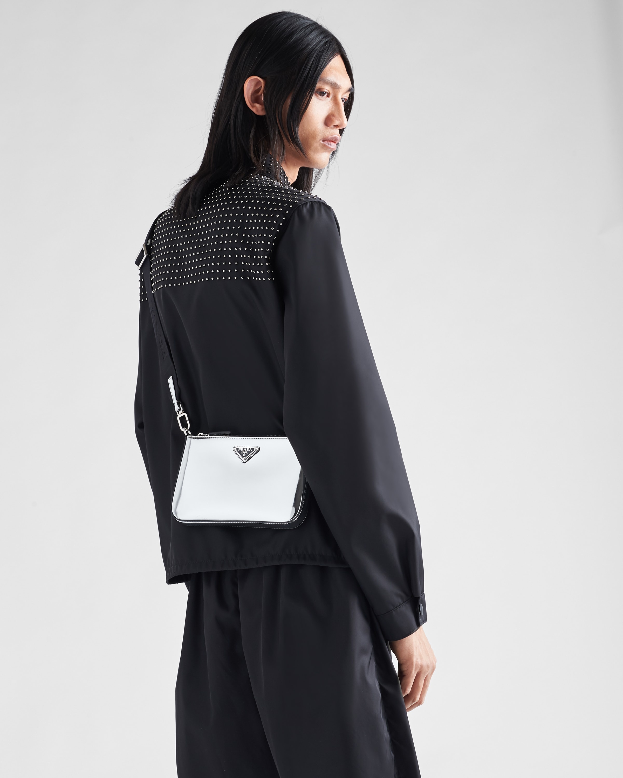 Brushed leather shoulder bag - 8