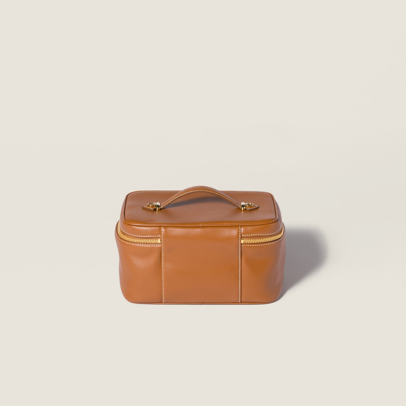 Leather beauty case 3