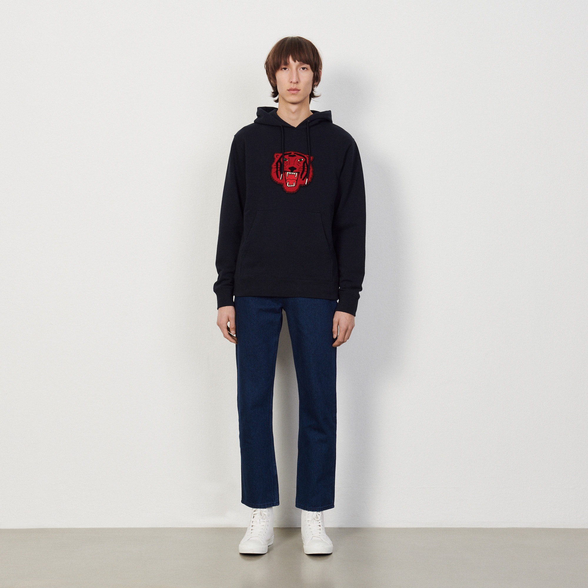 Hoodie with patch - 6