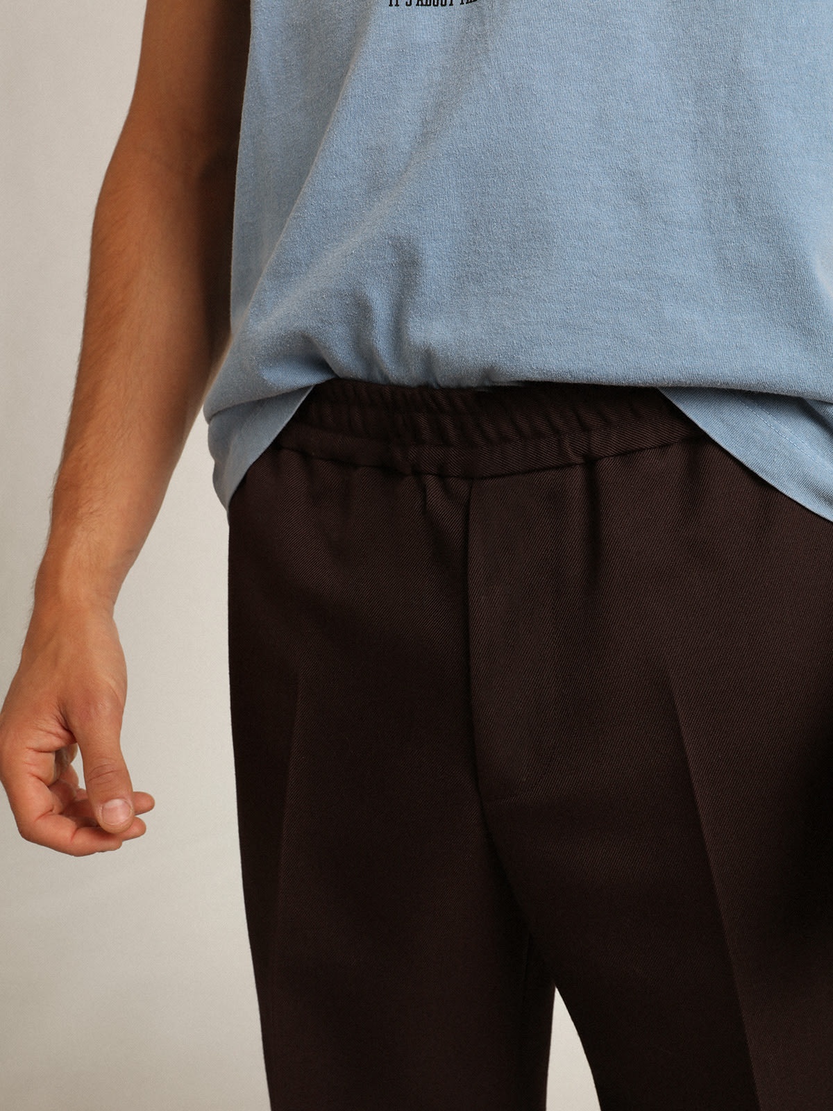 Men's joggers in licorice color - 6